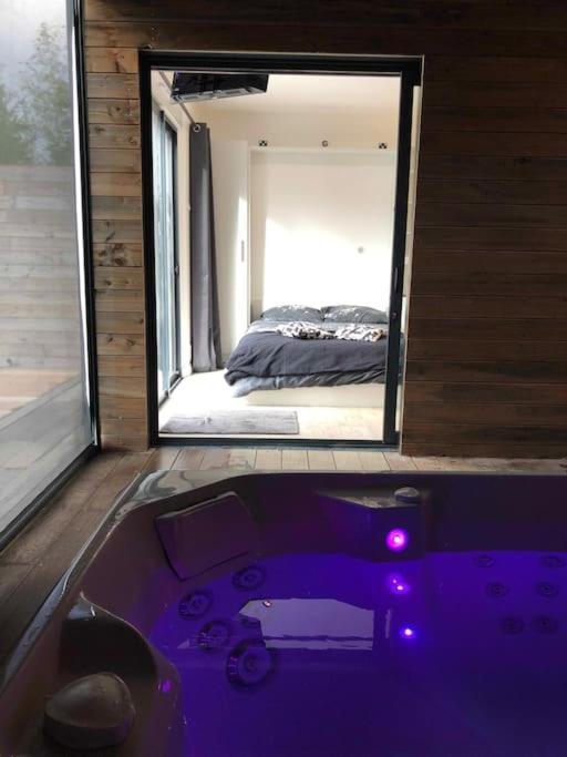 Loft Privatise Avec Spa Xxl Et Piscine Chauffee Bruz Exterior foto